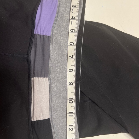 Lululemon Groove Pants Color Block Waistband size 6 Wide Leg F - Picture 9 of 10